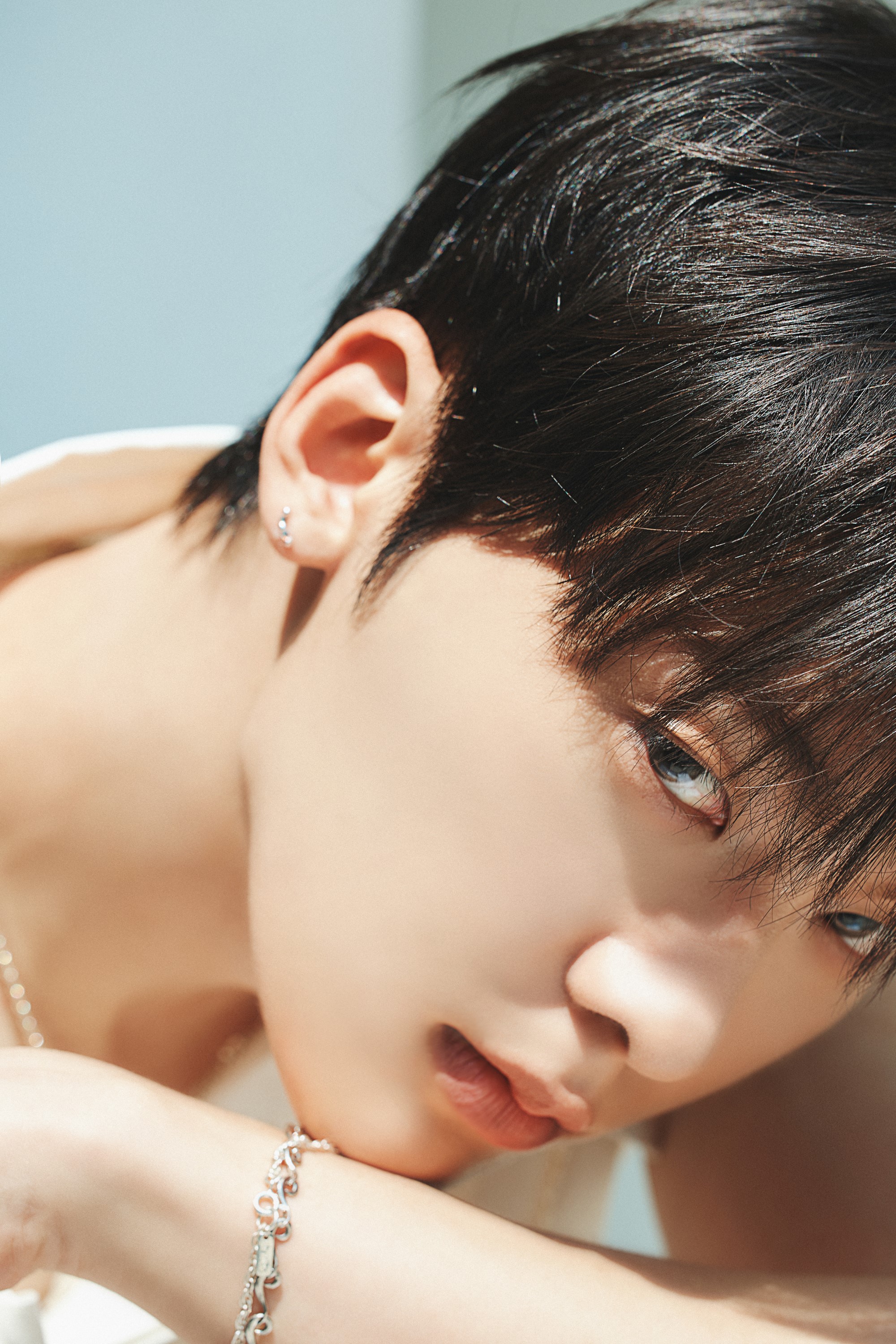 Yoon San-ha Sanha Astro Interview au crépuscule