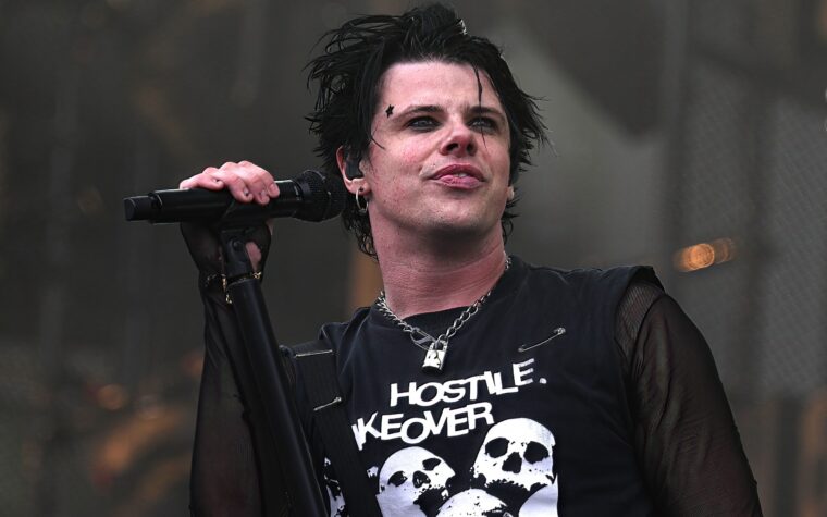 Le nouvel album de Yungblud sortira début 2025 avec un morceau d'ouverture de 9 minutes