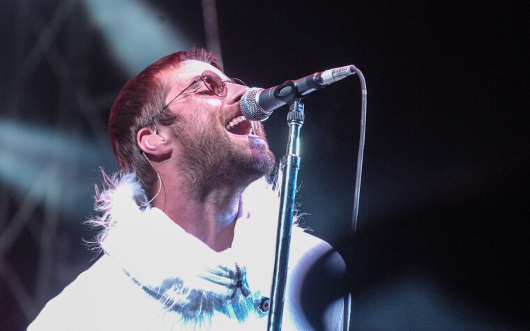 Oasis est-il sur le point d’enregistrer un nouvel album – et Liam Gallagher nous l’a-t-il annoncé en pleine vue ?