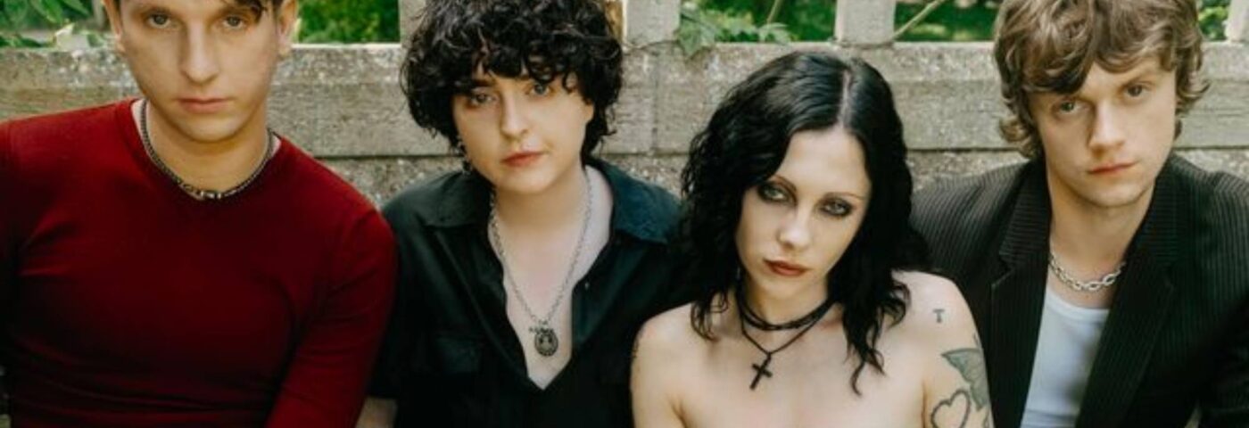 Pale Waves fait face au rejet de son nouveau single de rêve « Gravity »