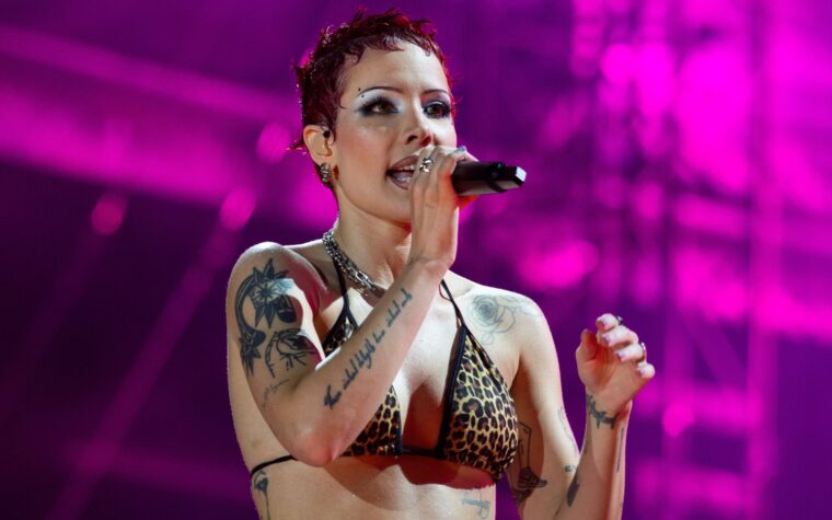 Regardez Halsey interpréter sa nouvelle chanson « Ego » en live lors d'un concert surprise et intime de KOKO à Londres