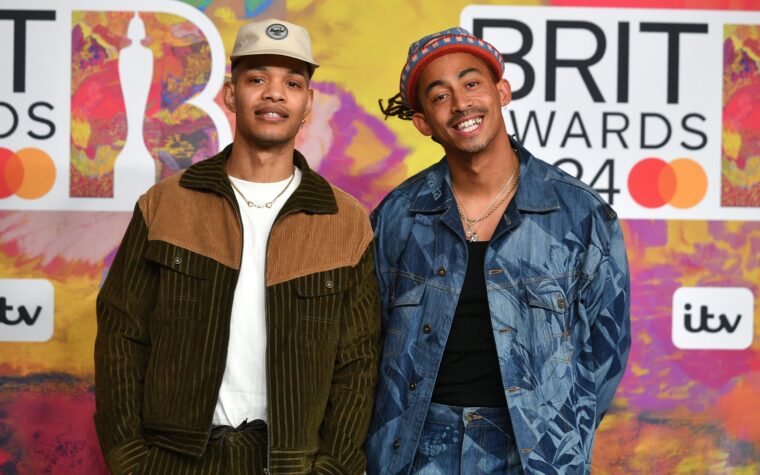 Rizzle Kicks annonce son premier nouveau single en huit ans, « Javelin »