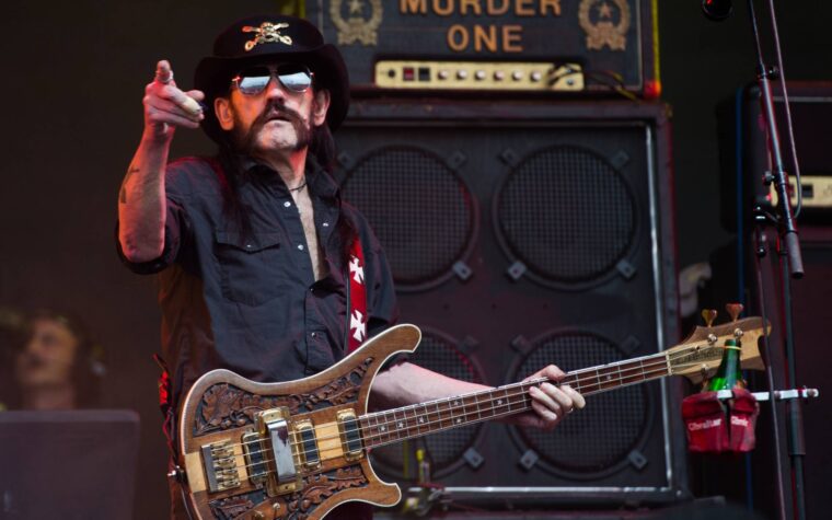 Une statue contenant les cendres de Lemmy dévoilée au festival Bloodstock