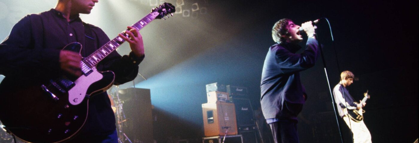 Voici Bonehead qui revient sur le temps passé dans Oasis – et la première couverture d'Oasis