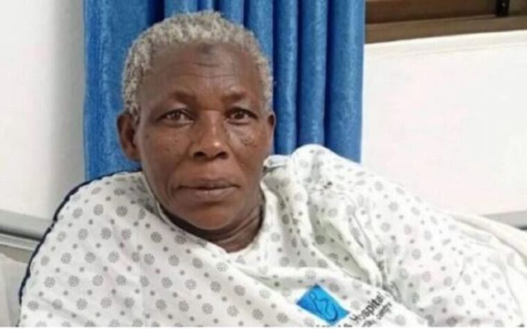 femme de 70 ans donne naissance à des jumeaux