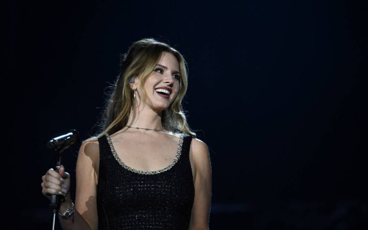 voici ce qui s'est passé pendant le concert en tête d'affiche de Lana Del Rey