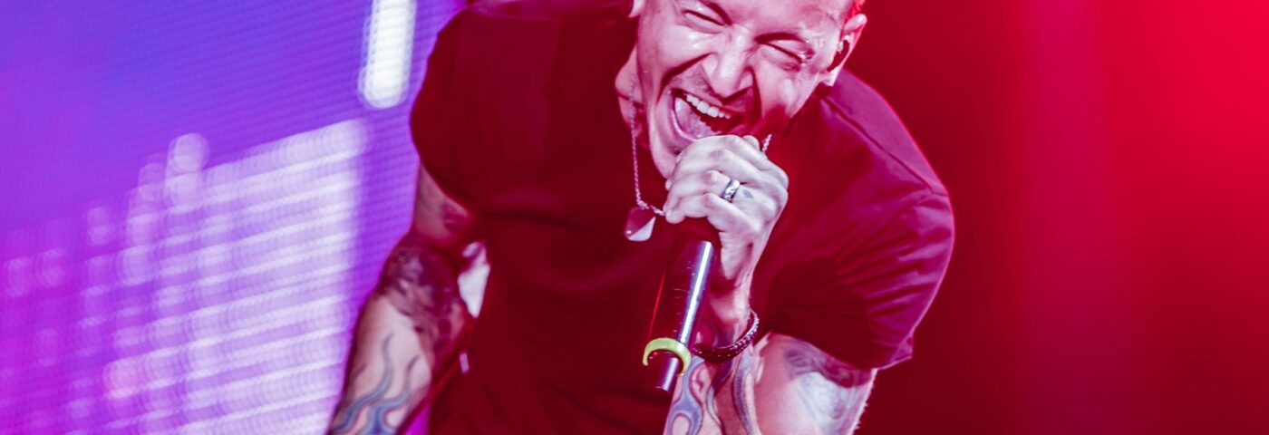 La mère de Chester Bennington « se sent trahie » par Linkin Park