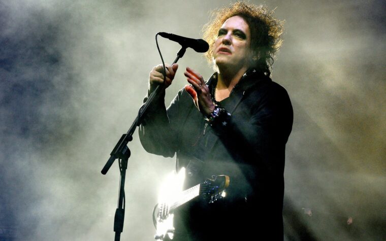 Écoutez un extrait du single de retour de The Cure « Alone »