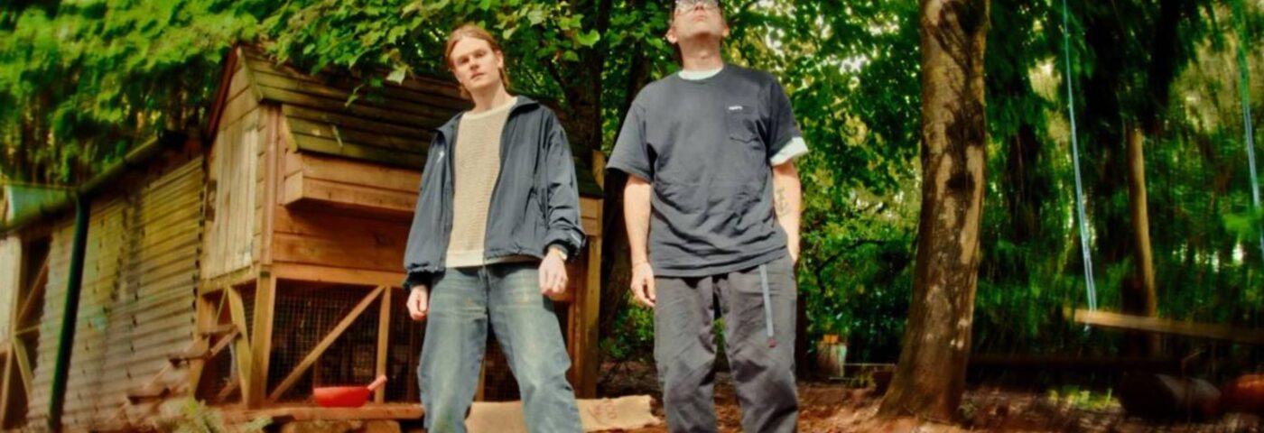 Damon Albarn et Kaktus Einarsson s'associent pour un nouveau single joyeux « Gumbri »