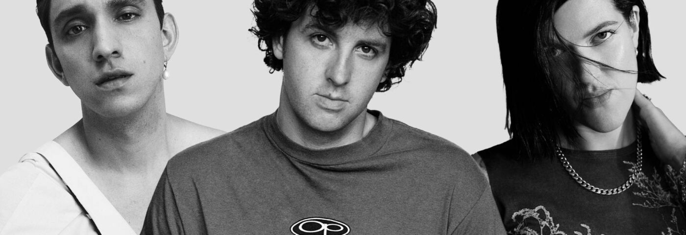Écoutez Jamie xx retrouver ses camarades du groupe The xx, Romy et Oliver Sim, sur le nouveau single atmosphérique « Waiting All Night »