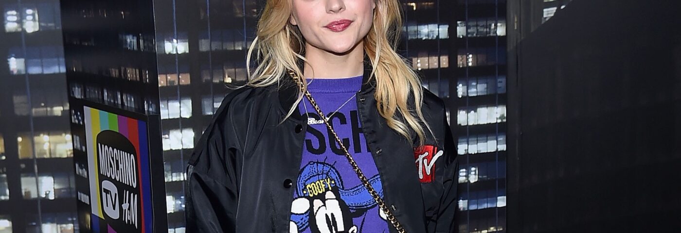 Frances Bean Cobain accueille un petit garçon : « bienvenue dans le monde »
