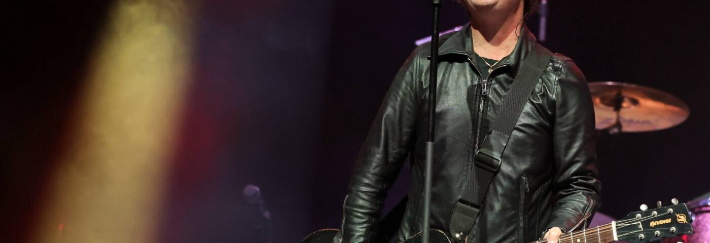 Green Day banni des stations de radio de Las Vegas après que Billie Joe Armstrong a qualifié la ville de « trou à merde »