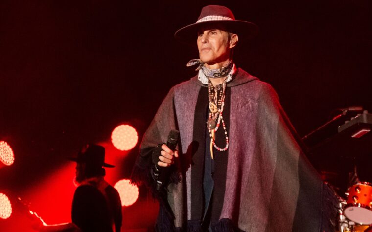 Jane's Addiction partage son nouveau single « True Love » après avoir annoncé une pause