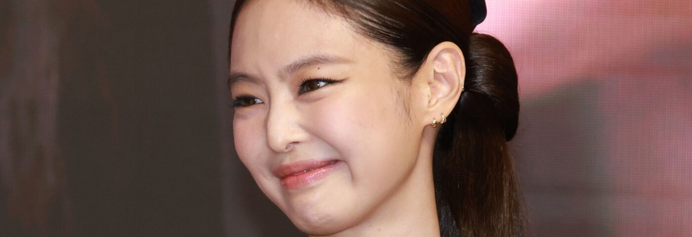 Jennie de BLACKPINK signe avec Columbia Records et dévoile de nouveaux morceaux