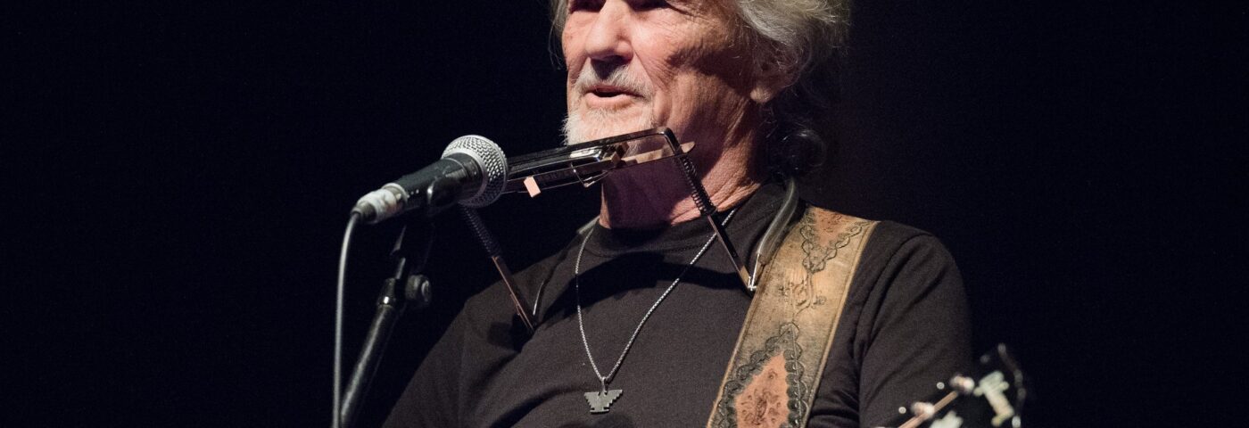 La légende country Kris Kristofferson est décédée à l'âge de 88 ans.