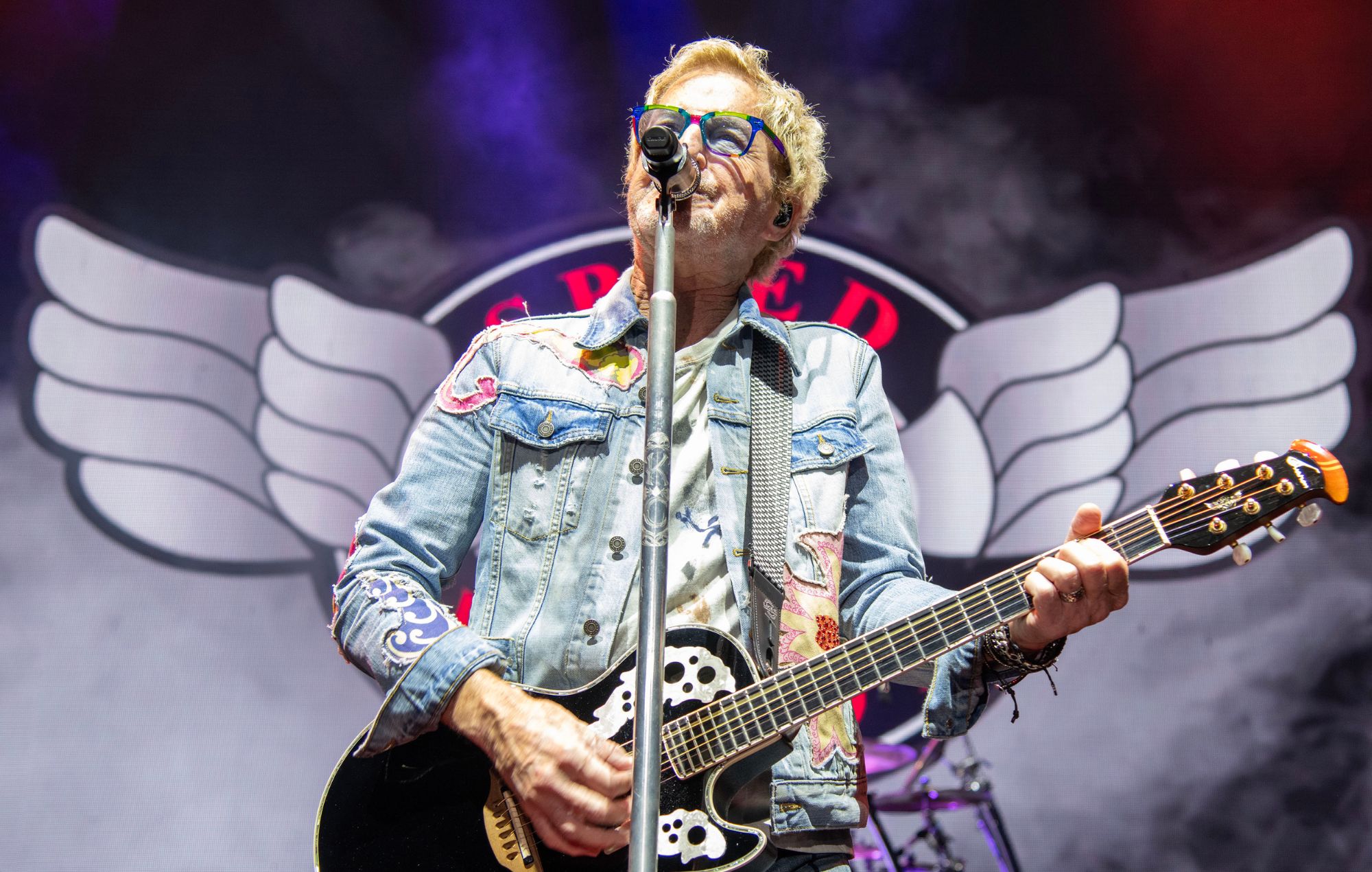 Kevin Cronin de REO Speedwagon se produit en 2024