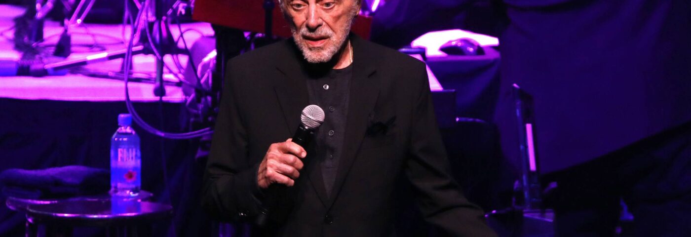 Les fans inquiets après que les vidéos de synchronisation labiale de Frankie Valli soient devenues virales