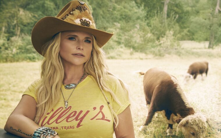 Miranda Lambert – Critique de « Postcards from Texas » : fougueuse, drôle et gratuite
