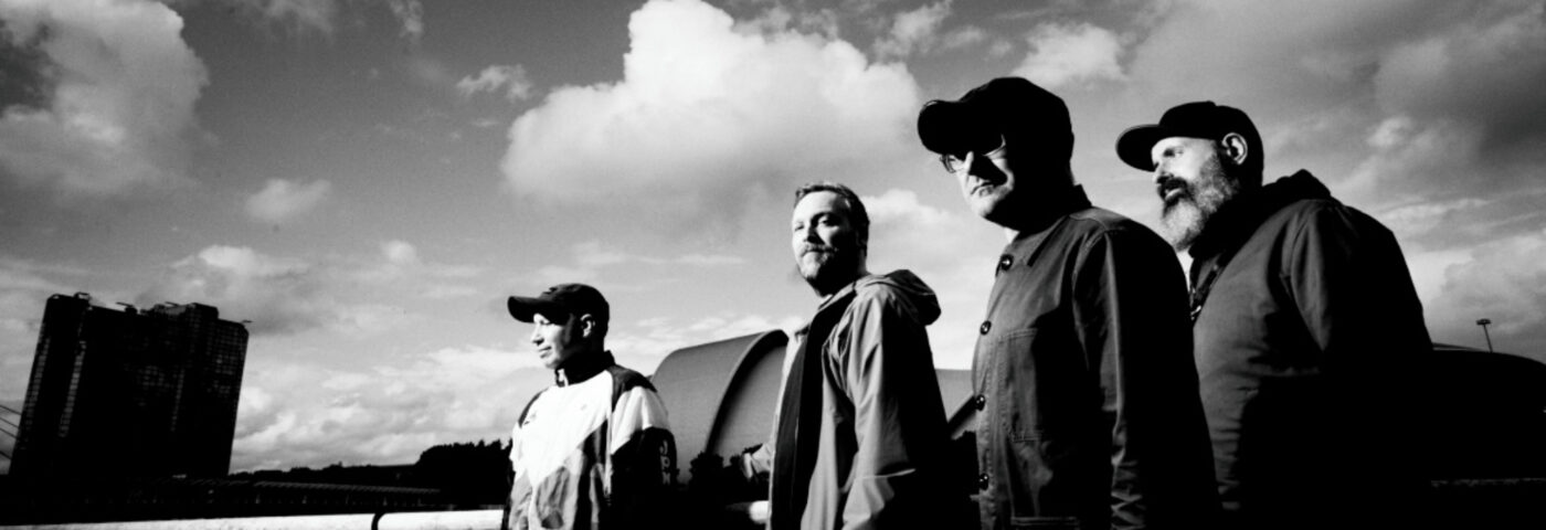 Mogwai partage le single « God Gets You Back » et annonce une tournée mondiale