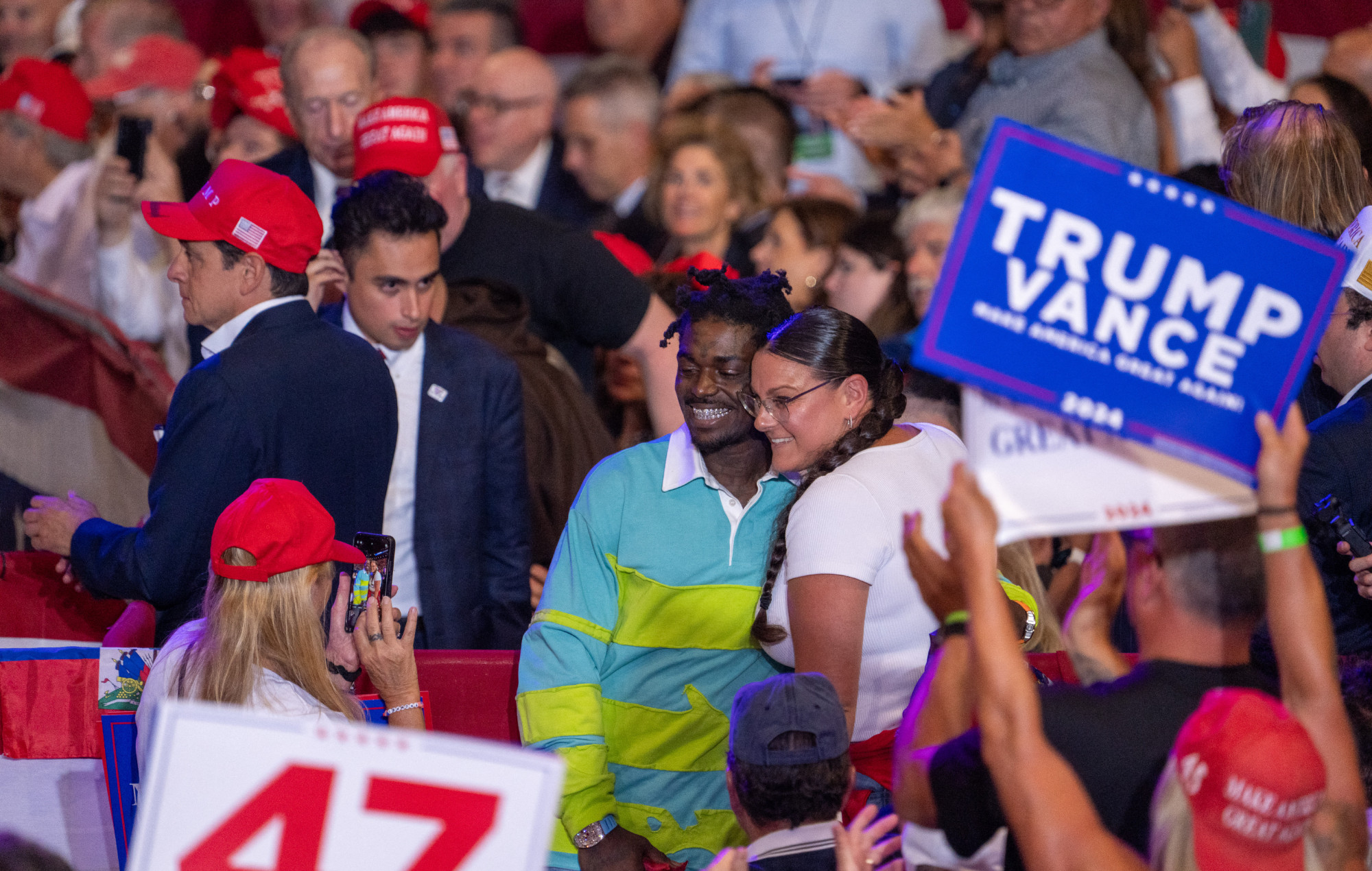 Kodak Black lors du meeting de Donald Trump à Uniondale, New York. Crédit photo : DAVID DEE DELGADO/AFP via Getty Images