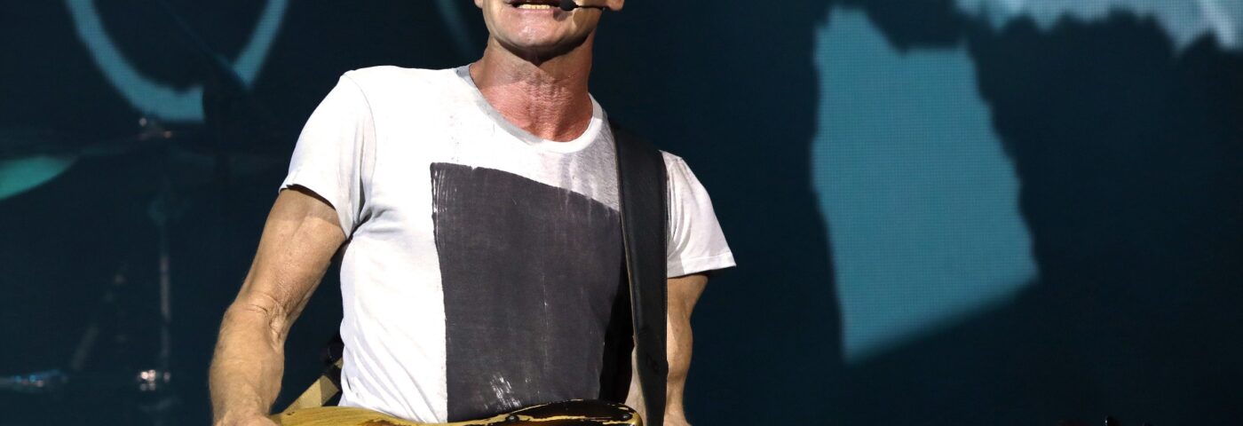Regardez Sting interpréter « I Burn For You » pour la première fois en 34 ans