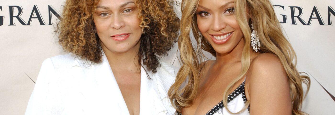 Tina Knowles dit que c'est devenu sa « mission » de « protéger » Beyoncé dès le début de sa carrière