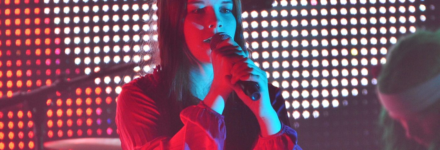 Nell Smith, collaboratrice de Flaming Lips, est décédée à l'âge de 17 ans.