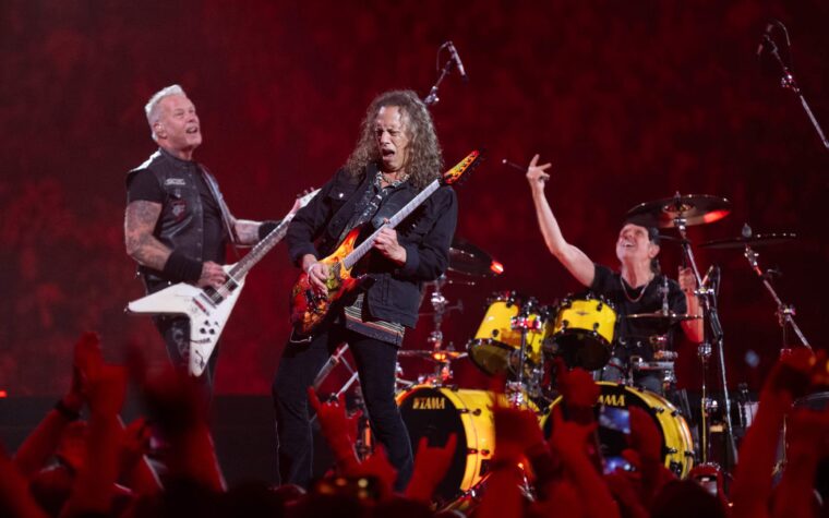 Metallica "ne veut pas être un groupe traditionnel qui se contente de jouer ses plus grands succès", déclare James Hetfield