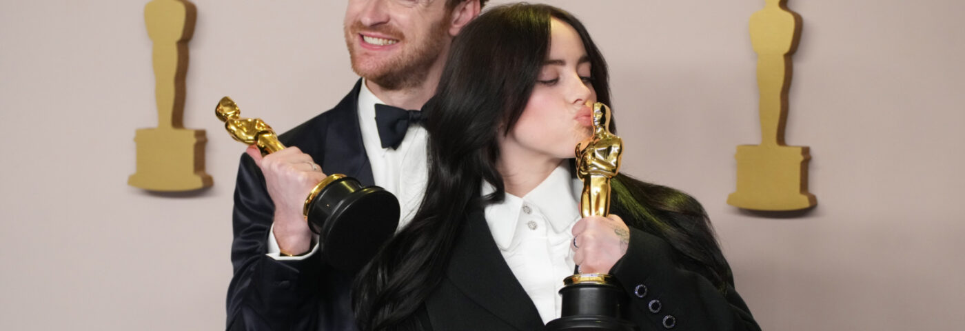 Billie Eilish insiste sur le fait que la tournée solo n'est « pas la fin » de sa collaboration avec Finneas