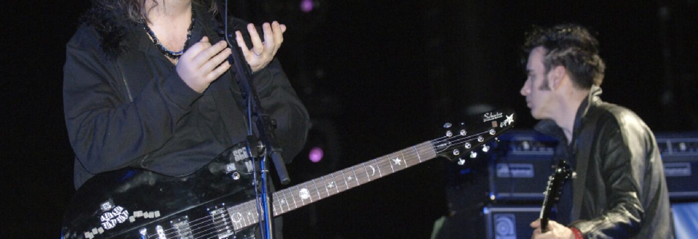 Écoutez un extrait de la nouvelle chanson douce-amère de The Cure, « And Nothing Is Forever »