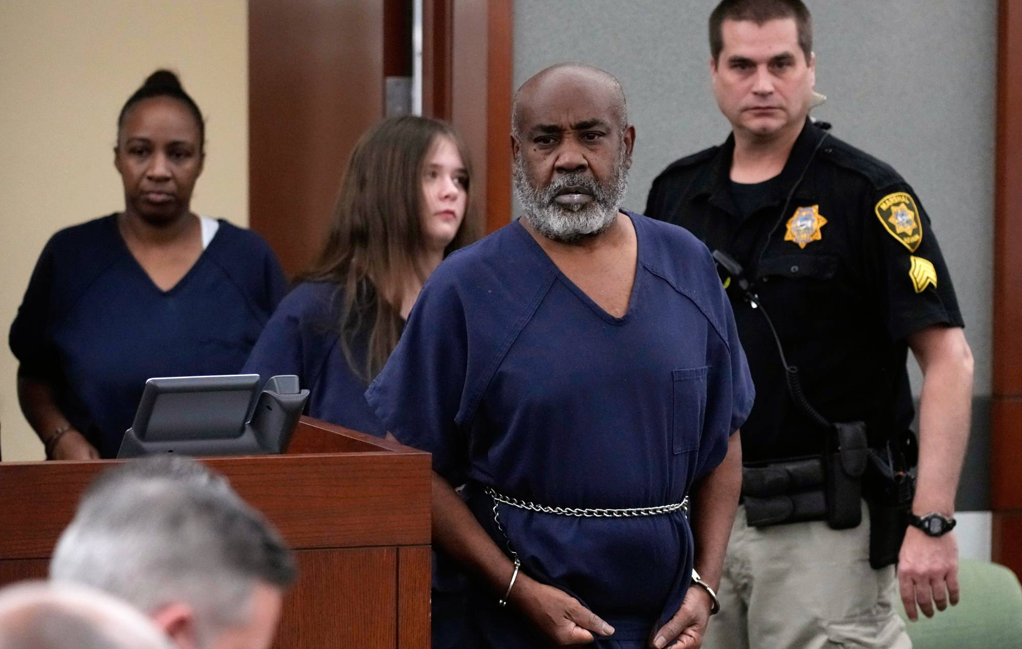 Duane « Keffe D » Davis arrive pour une comparution devant le tribunal le 19 octobre 2023 à Las Vegas, Nevada. Davis a été inculpé de meurtre pour son implication dans le meurtre du rappeur Tupac Shakur en 1996. (Photo de John Locher-Pool/Getty Images)