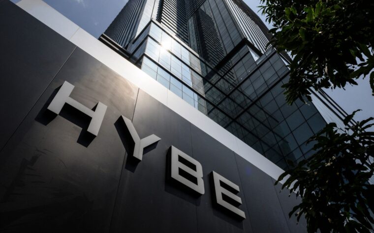 Le PDG de HYBE présente ses excuses pour les fuites de rapports internes controversés