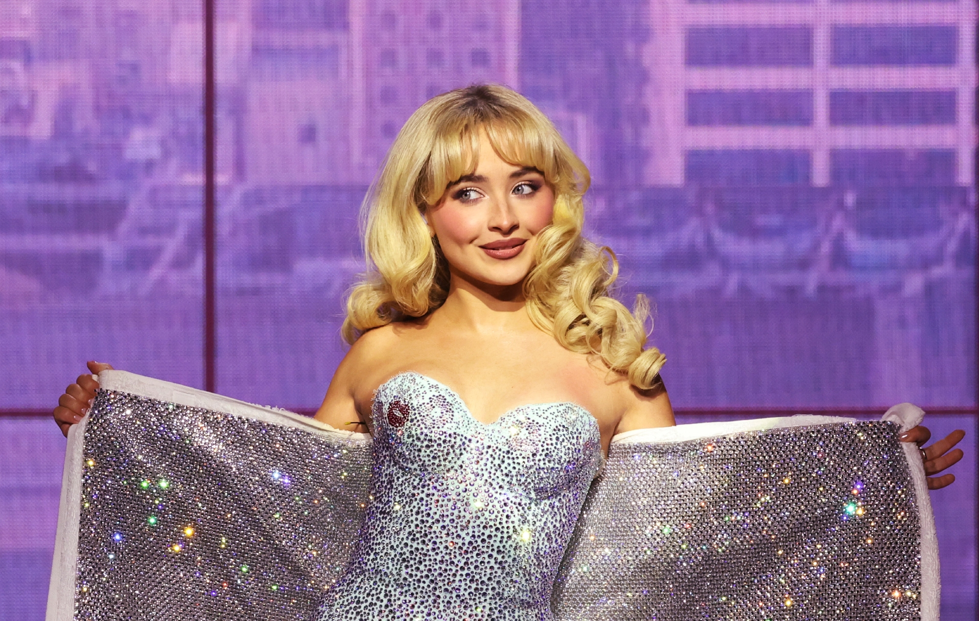 Sabrina Carpenter (Crédits : Kevin Mazur/Getty Images pour AEG)