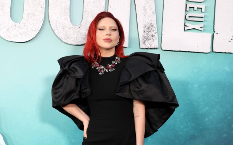 Regardez Lady Gaga livrer une interprétation inspirée de Harley Quinn de « Happy Mistake » sur « Kimmel »