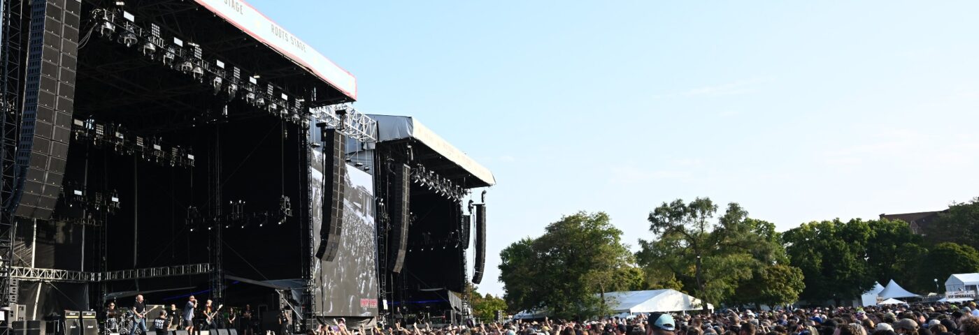 Riot Fest publie une déclaration confirmant la mort d'un fan après des blessures à la tête