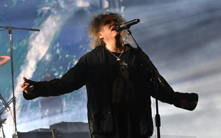 Robert Smith de The Cure explique la signification de "A Fragile Thing"