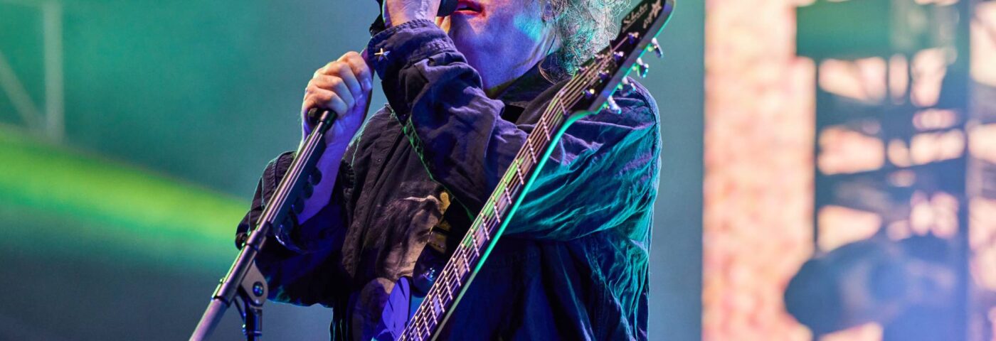The Cure partage un extrait de son nouveau single intime « A Fragile Thing »