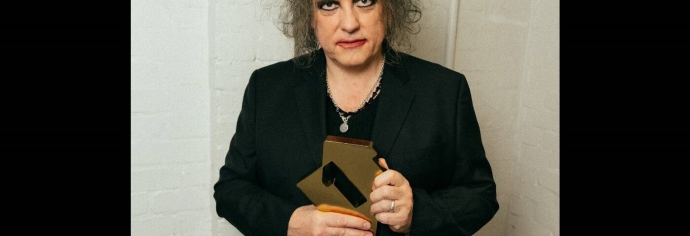 The Cure décroche son premier album numéro un en 32 ans avec « Songs Of A Lost World » : « C'est vraiment réconfortant »