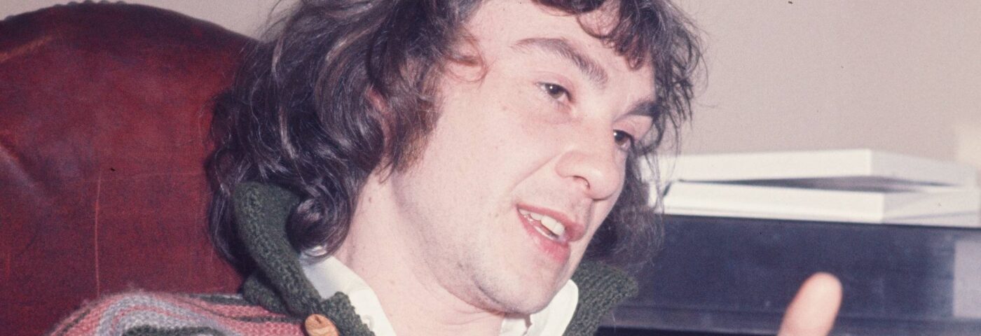 L'auteur-compositeur et parolier de King Crimson, Peter Sinfield, est décédé à l'âge de 80 ans.