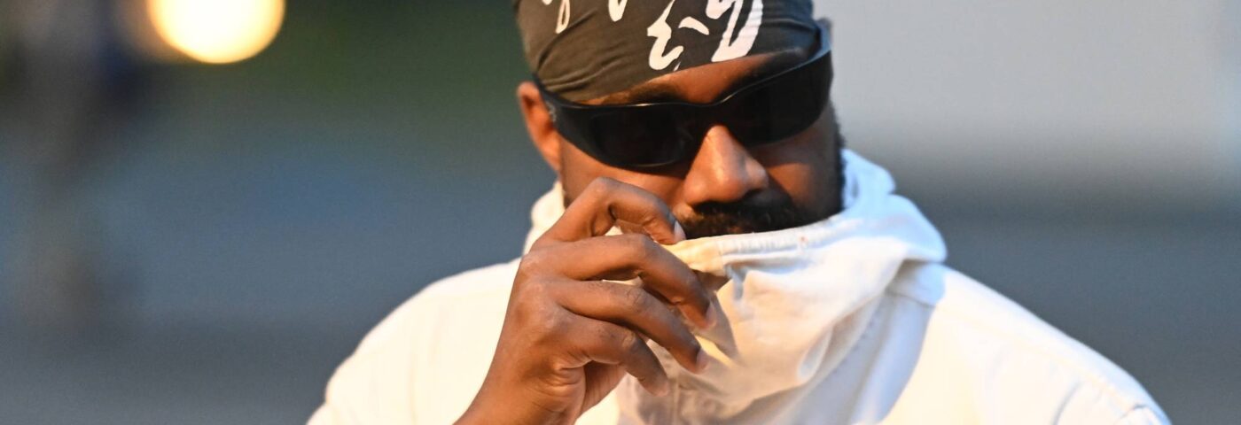 Kanye West aurait été antisémite devant ses employés, selon un procès