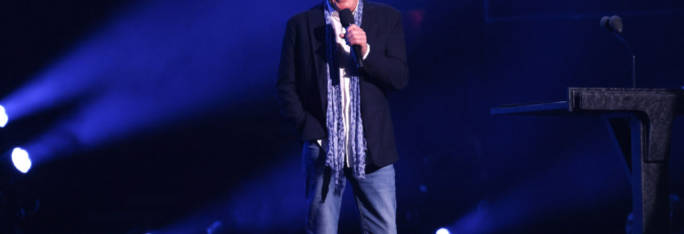 Roger Daltrey qualifie le budget du gouvernement britannique de « coup de pied dans les couilles » pour le secteur caritatif
