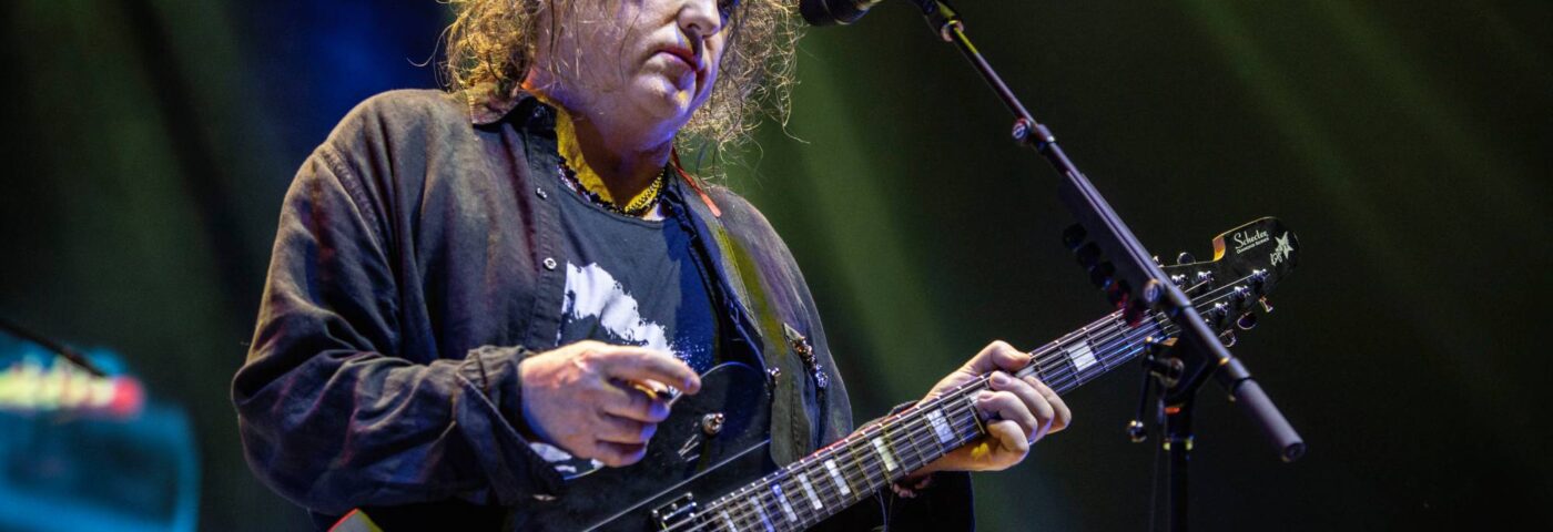 « Songs Of A Lost World » de The Cure se vend mieux que le reste du top 10 britannique combiné