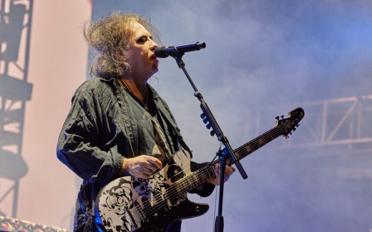 The Cure sort l'édition de luxe de "Songs Of A Lost World"