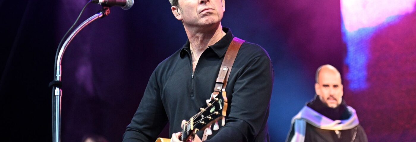 Noel Gallagher partage la réaction surprenante de sa mère Peggy à l'annonce de la réunion d'Oasis