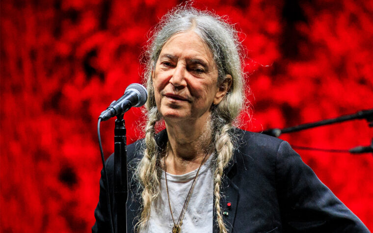 Karen O, Michael Stipe, Kim Gordon et Flea se produiront au spectacle hommage à Patti Smith