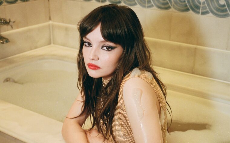 La chanteuse de Chvrches retrouve sa voix