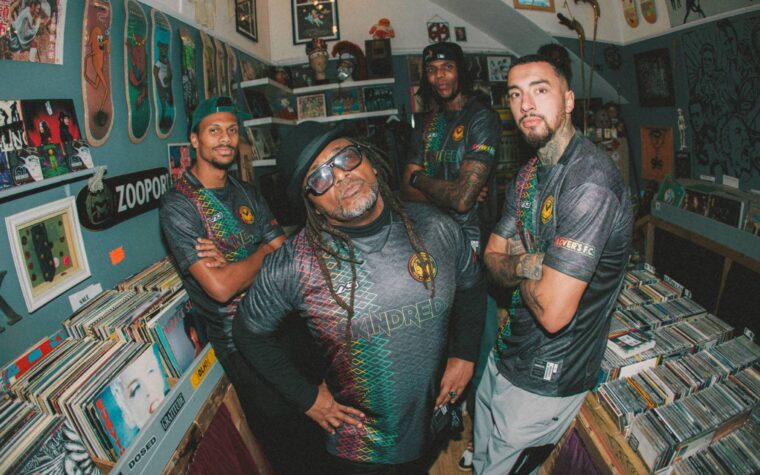 Skindred s'associe à Newport Country AFC pour un kit spécial extérieur « Exiles »