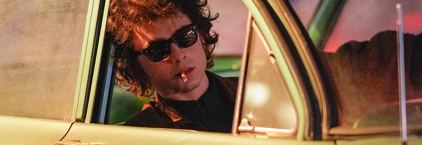 Un coach vocal hollywoodien révèle comment il a formé Timothée Chalamet pour le rôle de Bob Dylan