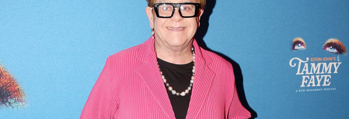 Elton John révèle qu'il abandonne une chanson s'il ne parvient pas à trouver une mélodie en une heure