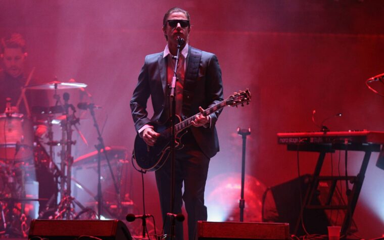 Regardez le mini documentaire d'Interpol sur l'immense spectacle du Zócalo à Mexico